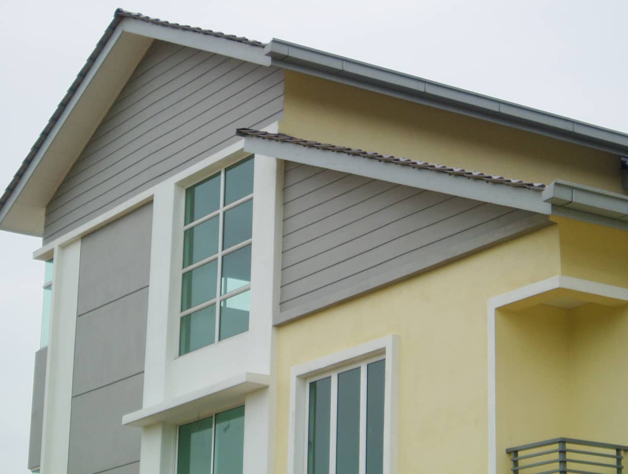 Read more about the article Wood or Fiber Cement – What is best for your home?